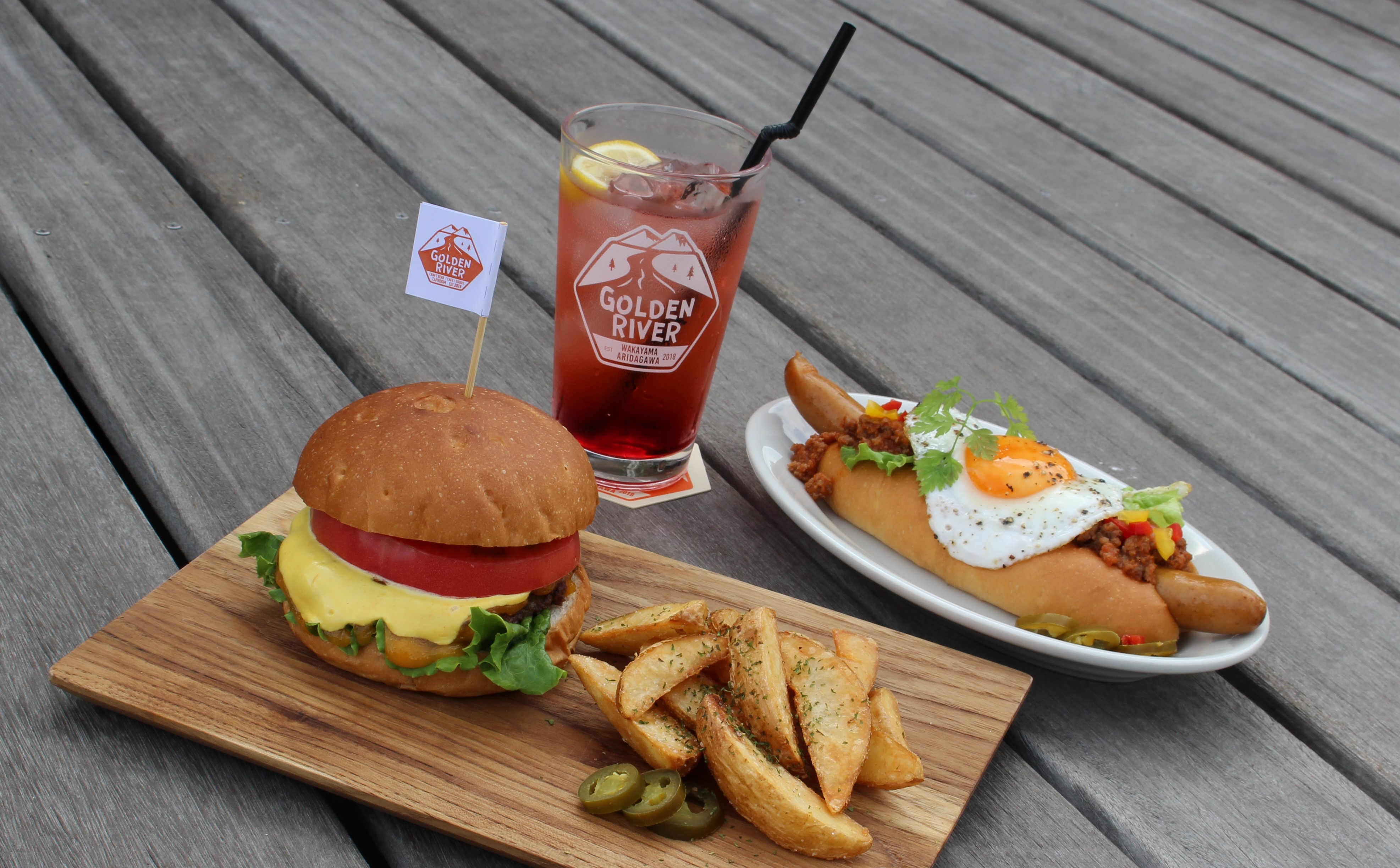 ゴールデン・リバー 11月最大800円OFFクーポン 特殊紙OKゴールデンリバー 70kg(0.10mm)選べる24色ファンシーペーパー 印刷用紙 型押し模様  エンボス 貼り箱 包装紙 インクジェット | KAMIOLSHOP 店